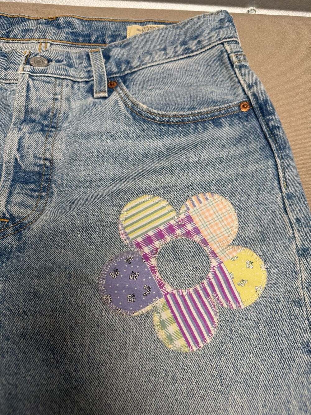 levis 501 sample womens 29x32 straight buttonfly floral patch 150th anniversary - Picture 2 of 6